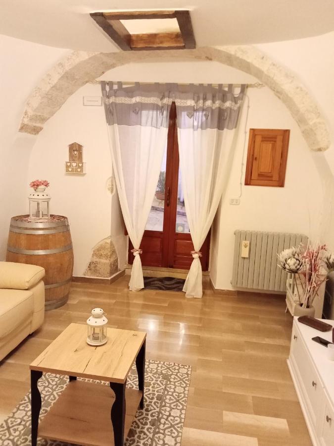 "B&B La Lanterna" Trulli & Dimore Storiche Альберобелло Екстер'єр фото